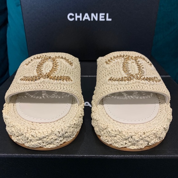 SOLD- Chanel Mule Size 39 - Picture 2 of 6